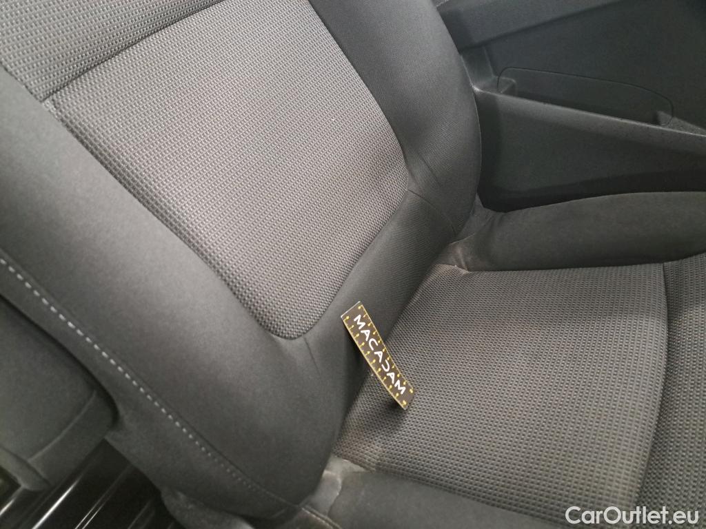  Renault  Trafic RENAULT  / 2021 / 4P / Fourgon tôlé FG GCF L2H1 3T Blue dCi 130 #18