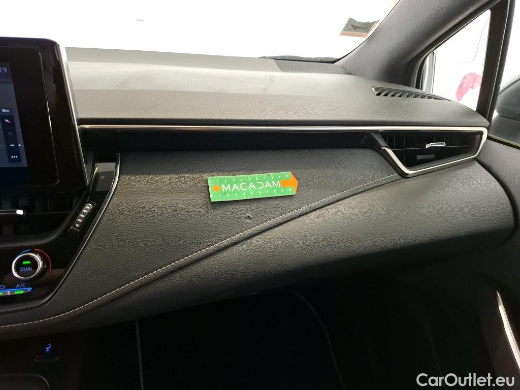  Toyota  Corolla TOYOTA  / 2018 / 5P / Berline Hybride 122h Dynamic Business Beyond Zer #7