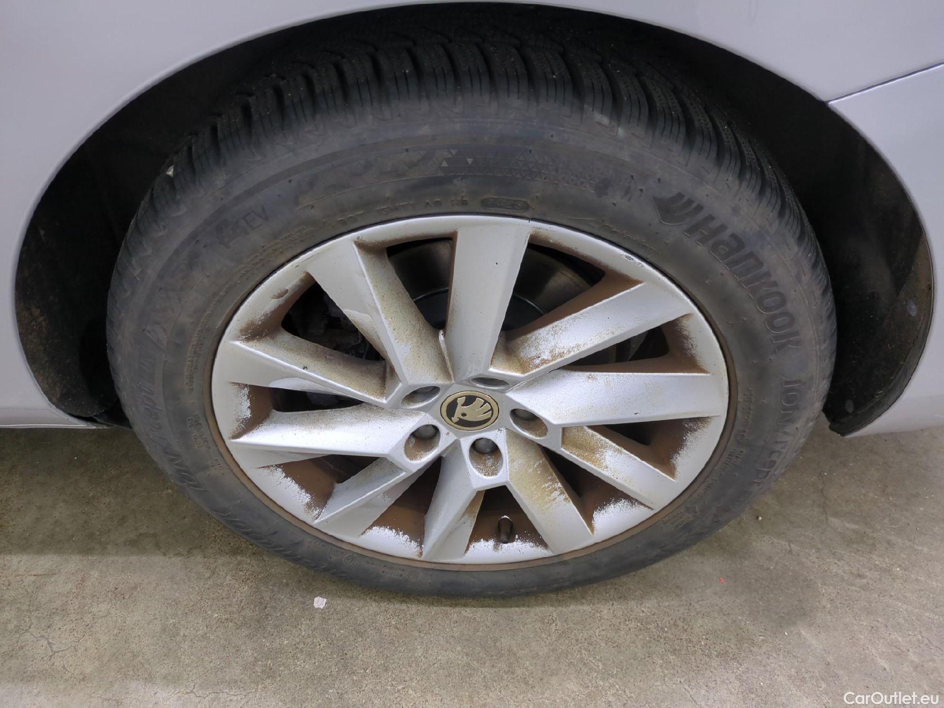  Skoda  Superb  Break Business 2.0 TDI 150CV BVA7 E6d #15