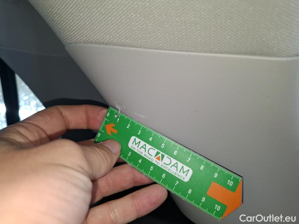  Renault  Megane  IV Berline 5pt. Société Air Nav Reversible 1.5 dCi 90CV BVM6 E6 #4