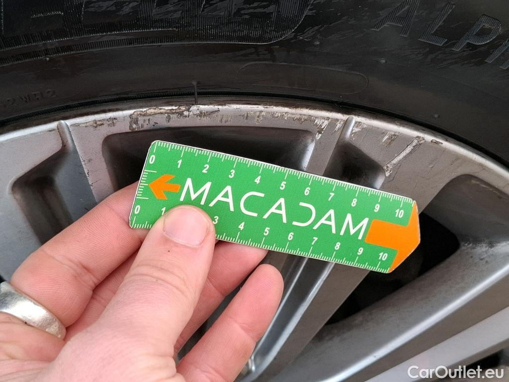  Peugeot  308 PEUGEOT  / 2017 / 5P / Berline Puretech 110 S&S Allure #7