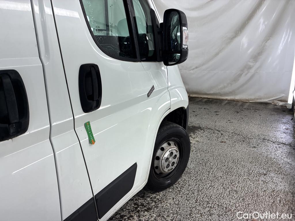  Peugeot  Boxer PEUGEOT  / 2014 / 4P / Fourgon tôlé BlueHDi 120 S&S ASPHALT 330 L1H1 #46