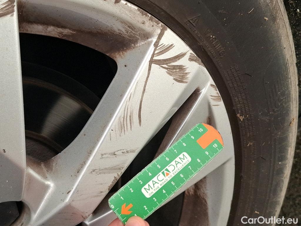  Peugeot  3008  Active Business 1.5 HDi 130CV BVA8 E6dT #23