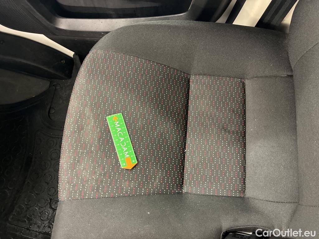  Peugeot  Boxer PEUGEOT  / 2014 / 4P / Fourgon tôlé BlueHDi 120 S&S ASPHALT 330 L1H1 #13