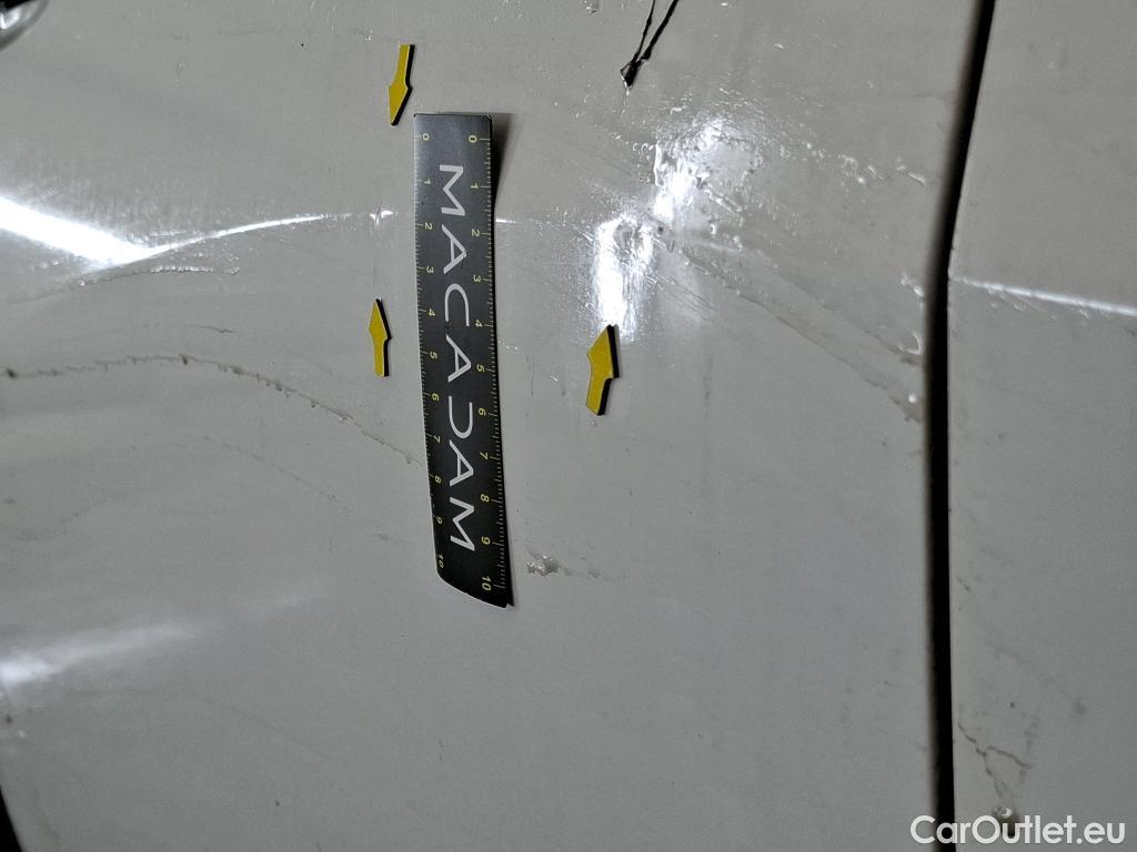  Peugeot  208  Premium 1.2 PureTech 75CV BVM5 E6d #17