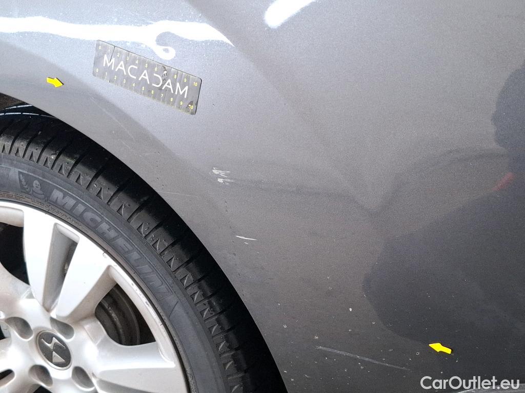  Citroen  DS3 DS DS 3 3p Berline PureTech 110 Automatique Executive #13