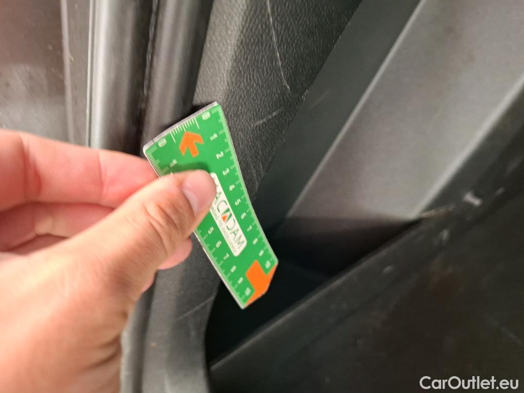  Peugeot  2008  Active Business 1.2 PureTech 100CV BVM6 E6d #10