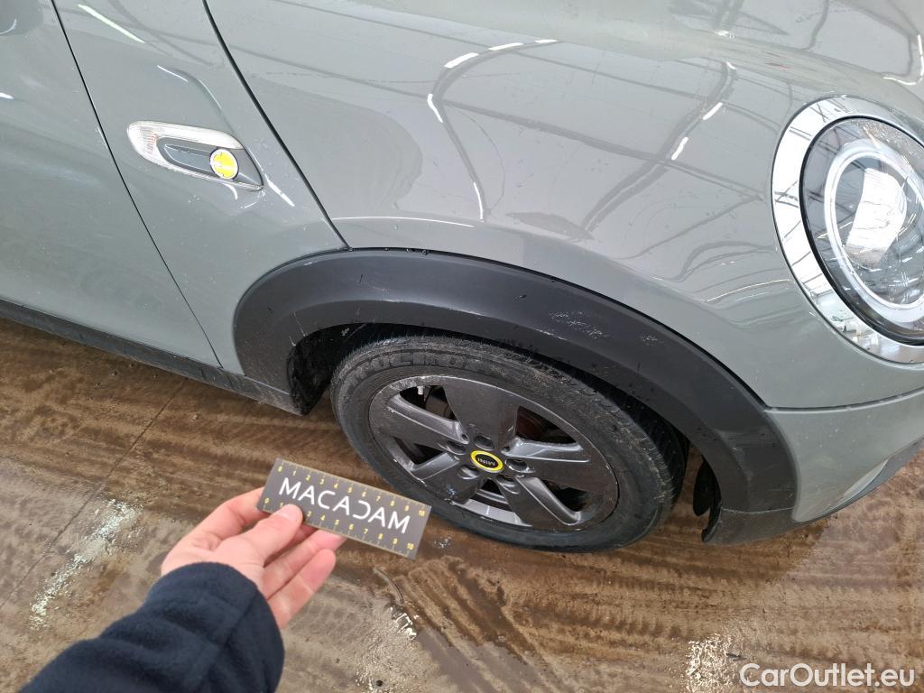  Mini  Mini   / 2014 / 3P / Berline Cooper SE Finition Business 184 ch BVA #51