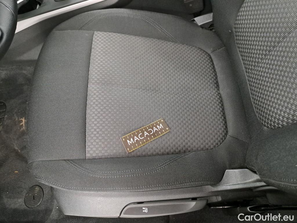  Bmw  Serie 1 BMW Série 1 / 2019 / 5P / Berline 116i DKG7 Business Design #3