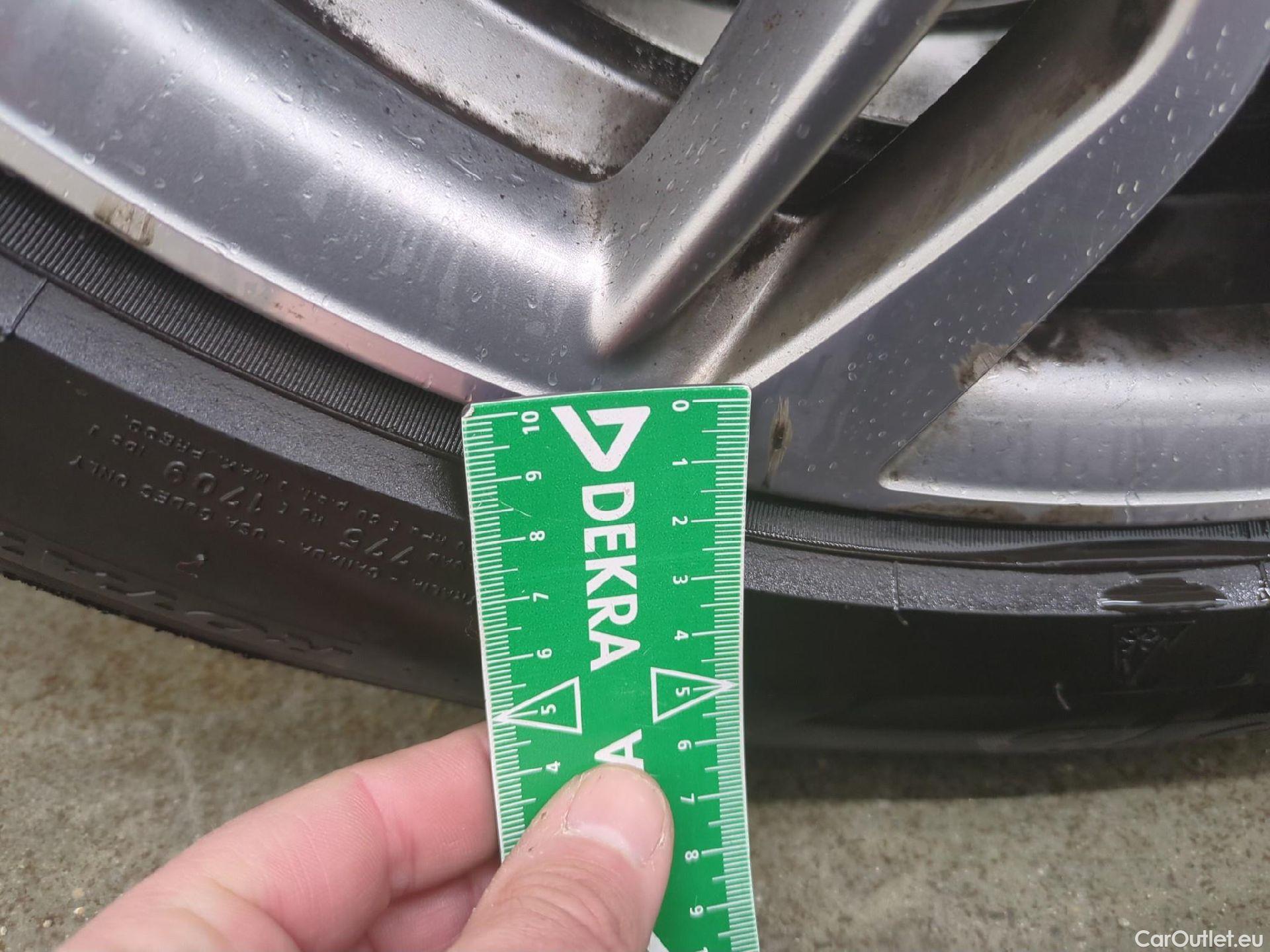  Bmw  X1 Série  sDrive18d Lounge 2.0 150CV BVA8 E6d #12