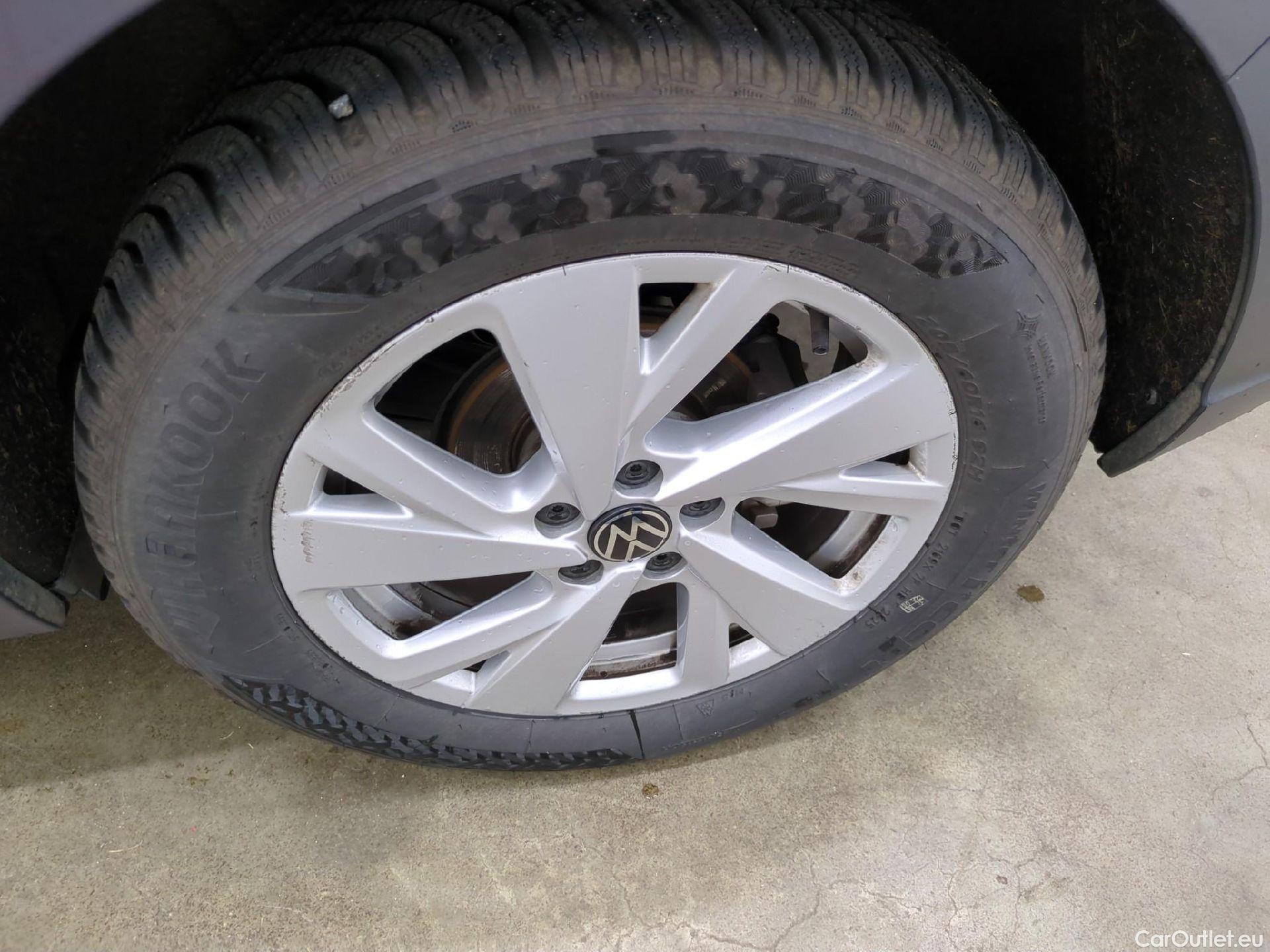  Volkswagen  Taigo  Life Plus 1.0 TSI 110CV BVM6 E6d #5