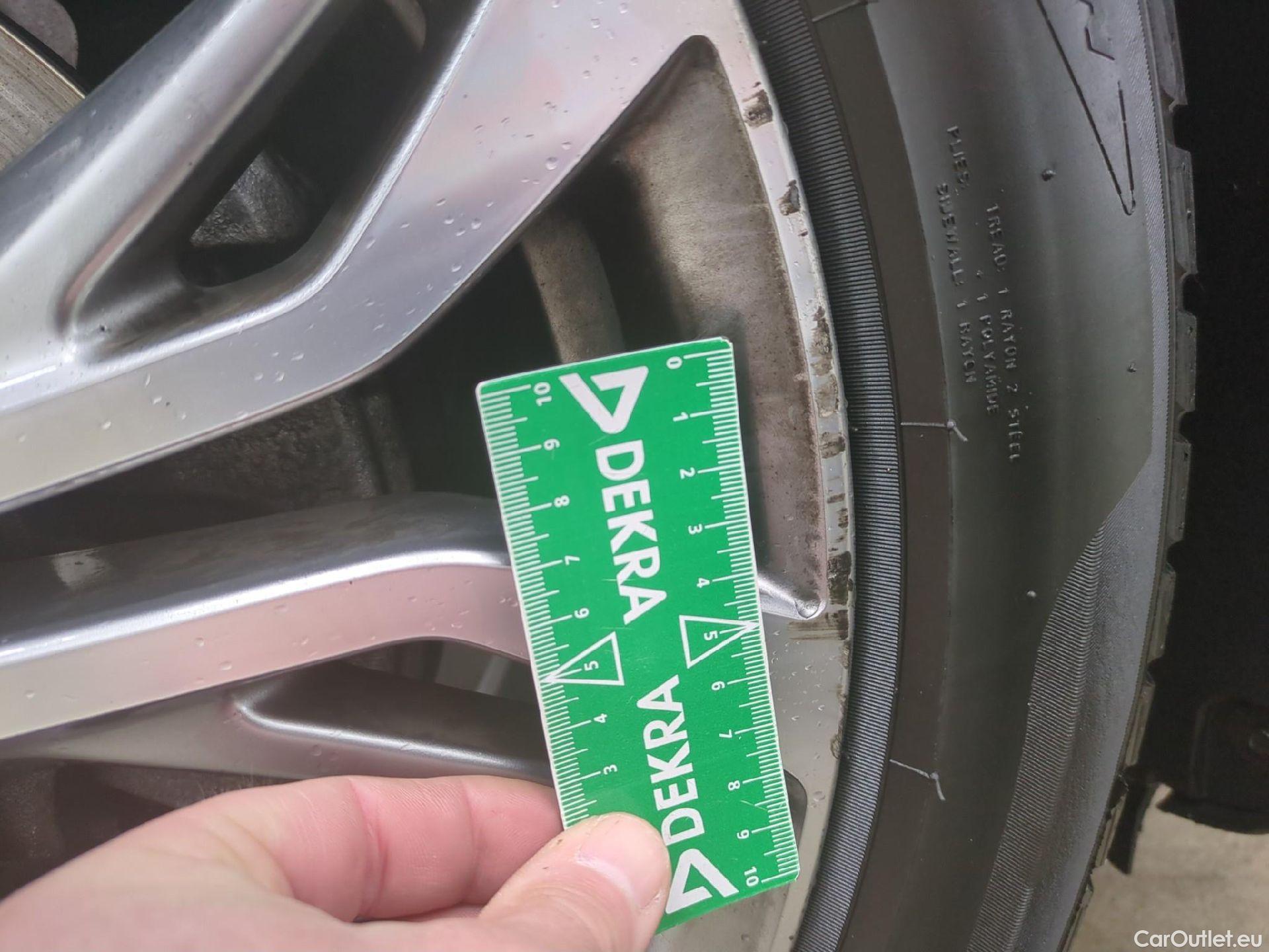  Bmw  X1 Série  sDrive18d Lounge 2.0 150CV BVA8 E6d #17