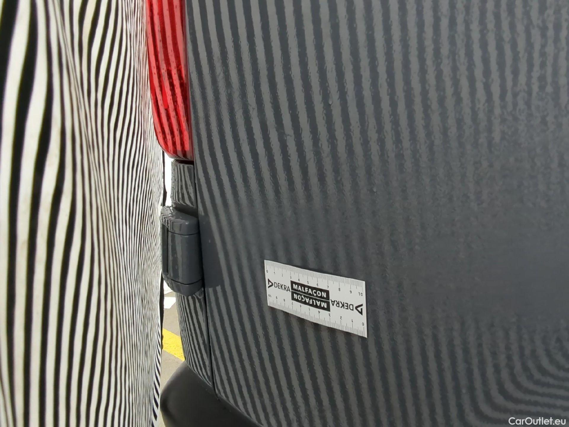  Volkswagen  Transporter VOLKSWAGEN  VU 4p Fourgon 2.0 TDi 150 L2H1 Business Line #8