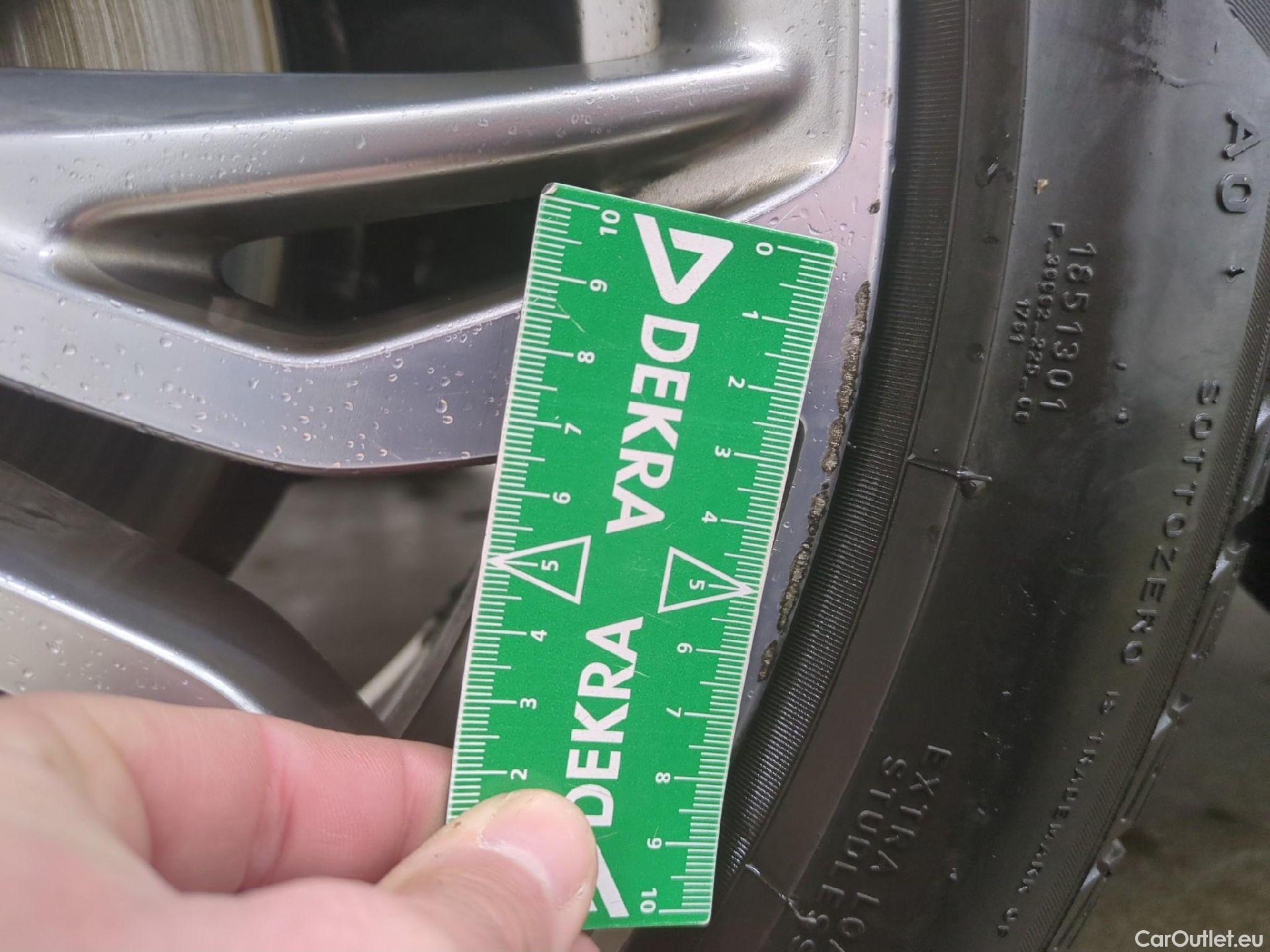  Bmw  X1 Série  sDrive18d Lounge 2.0 150CV BVA8 E6d #2