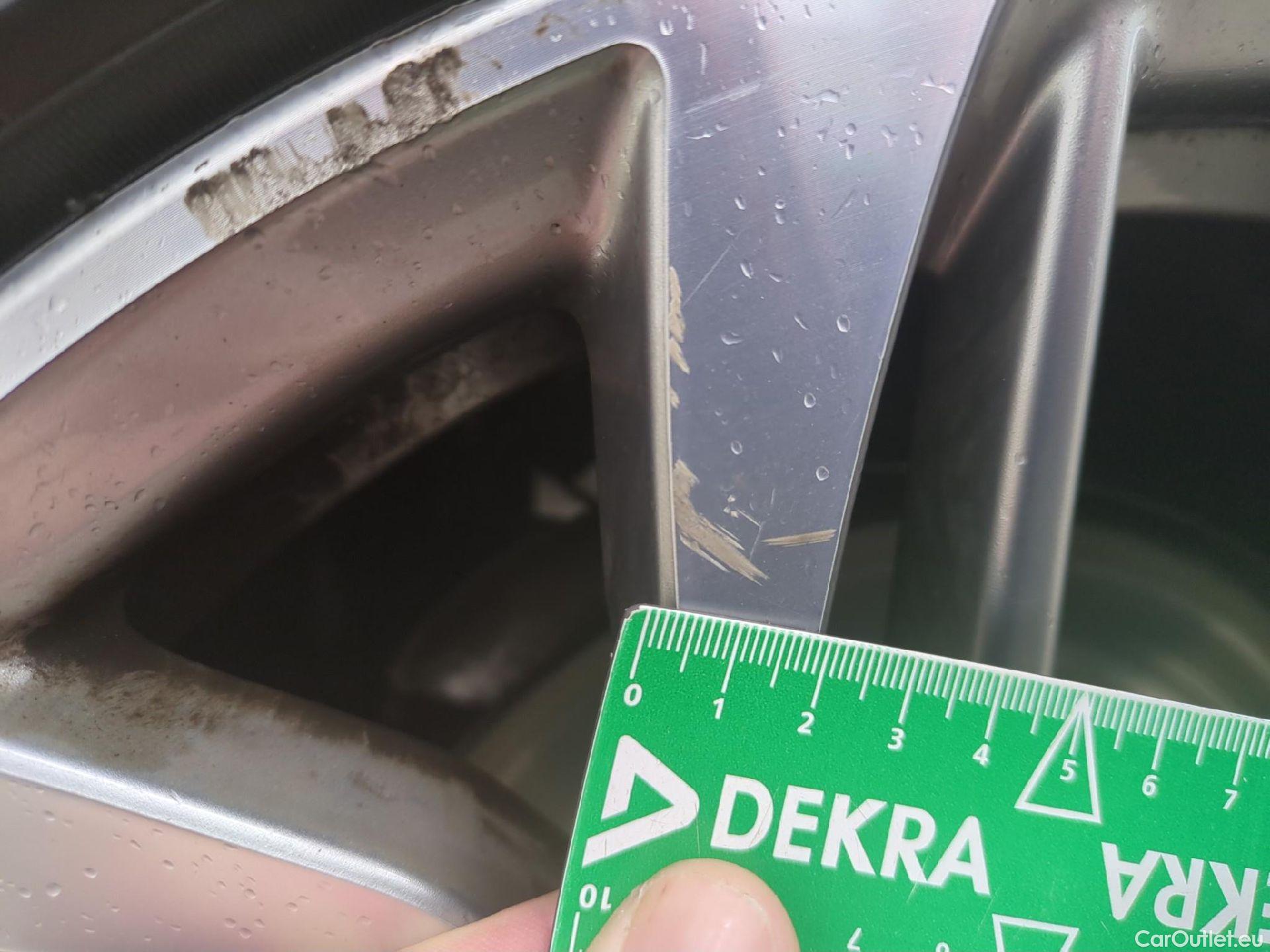  Bmw  X1 Série  sDrive18d Lounge 2.0 150CV BVA8 E6d #14