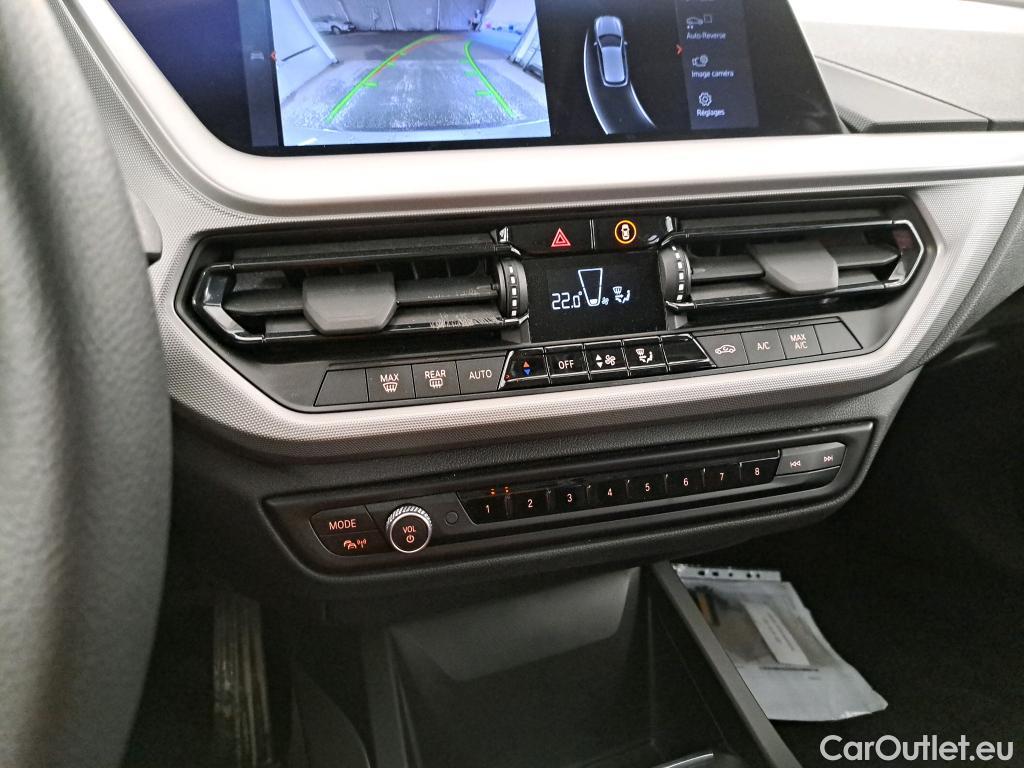  Bmw  Serie 1 BMW Série 1 / 2019 / 5P / Berline 116i DKG7 Business Design #1