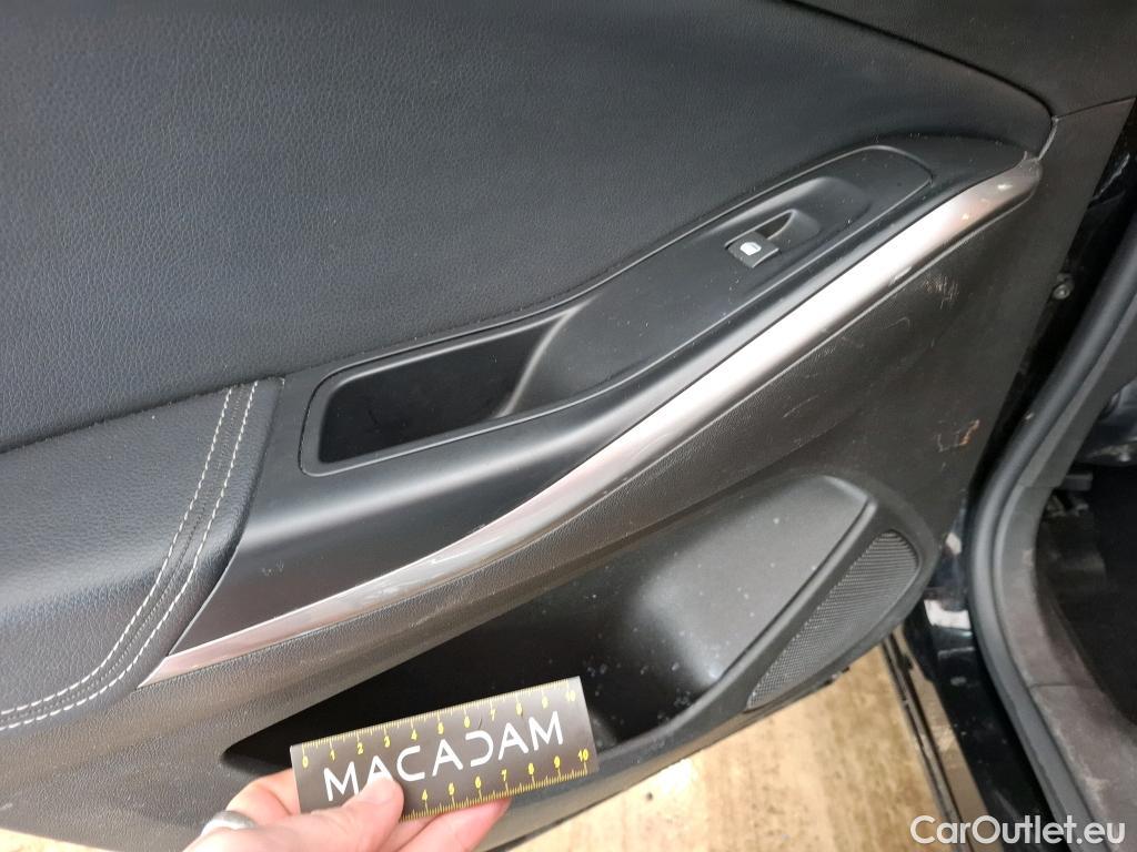  Opel   Grandland X Grandland X Elegance Business 1.5 130CV BVA8 E6d #10