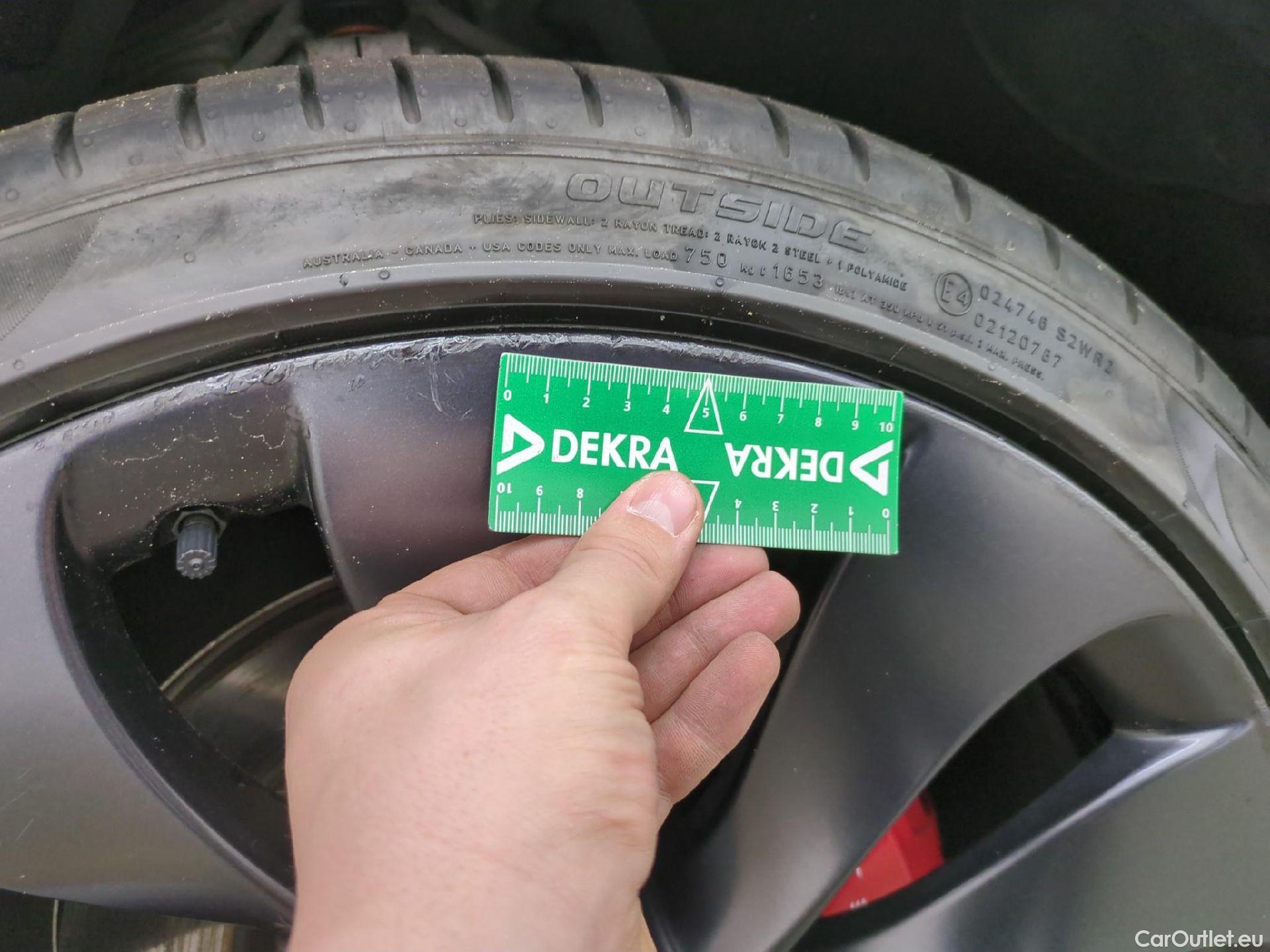  Tesla  Model Y TESLA  / 2020 / 5P / SUV Performance Dual Motor AWD #10