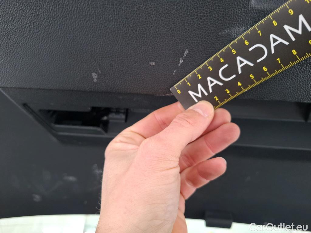  Volkswagen  Golf  VIII Berline Life 1st 2.0 TDI 115CV BVM6 E6d #10