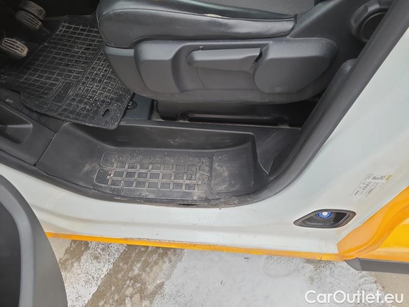  Peugeot  Expert  LCV (2016) Exp.2.0HDi 120 Premium L3H1 4d #5