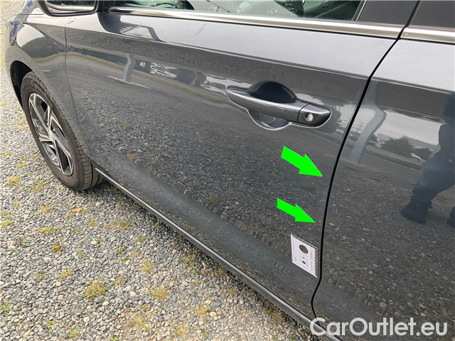  Hyundai  i30  kom.1.5i Family Smart 5d #13