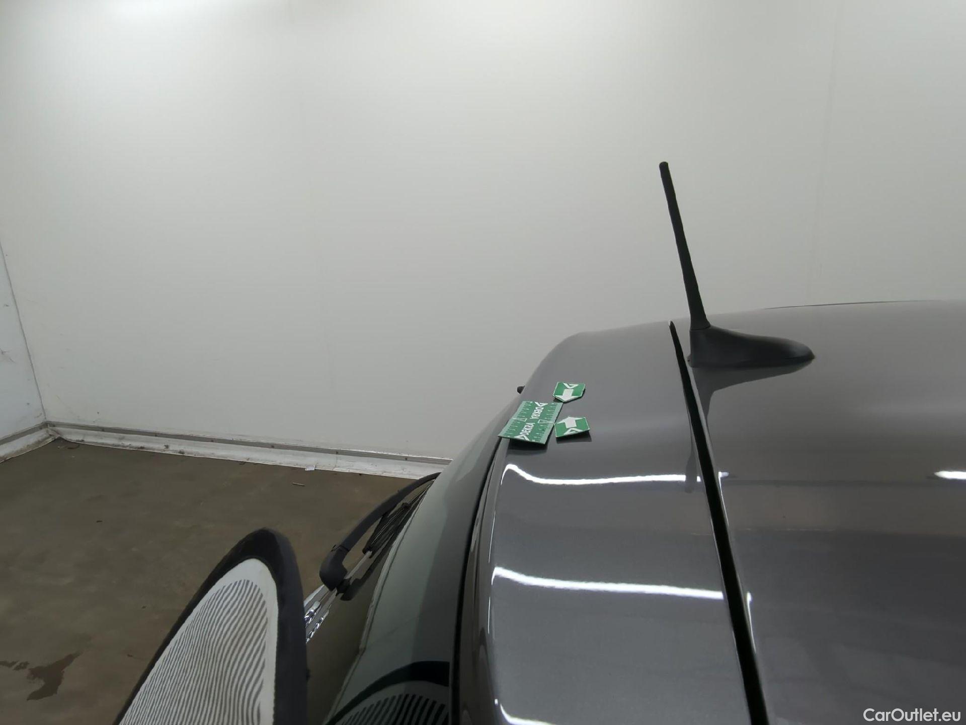  Fiat  500 FIAT  / 2015 / 3P / Berline Hybrid 1.0 BSG 70 ch Dolcevita #27