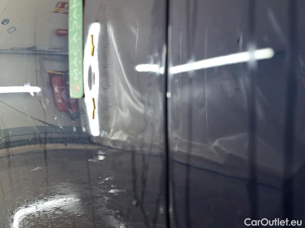  Volkswagen  Golf  VOLKSWAGEN / 2020 / 5P / Berline 1.0 eTSI OPF 110 DSG7 Life Business #10