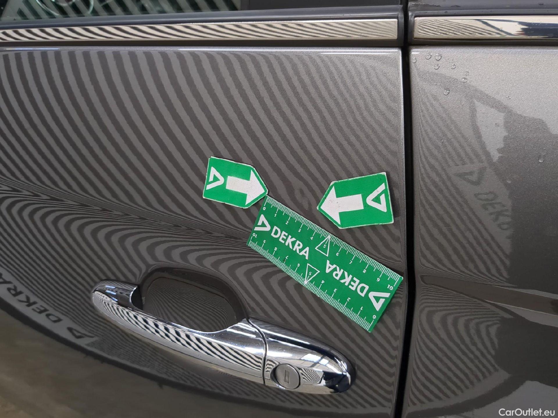  Fiat  500 FIAT  / 2015 / 3P / Berline Hybrid 1.0 BSG 70 ch Dolcevita #23