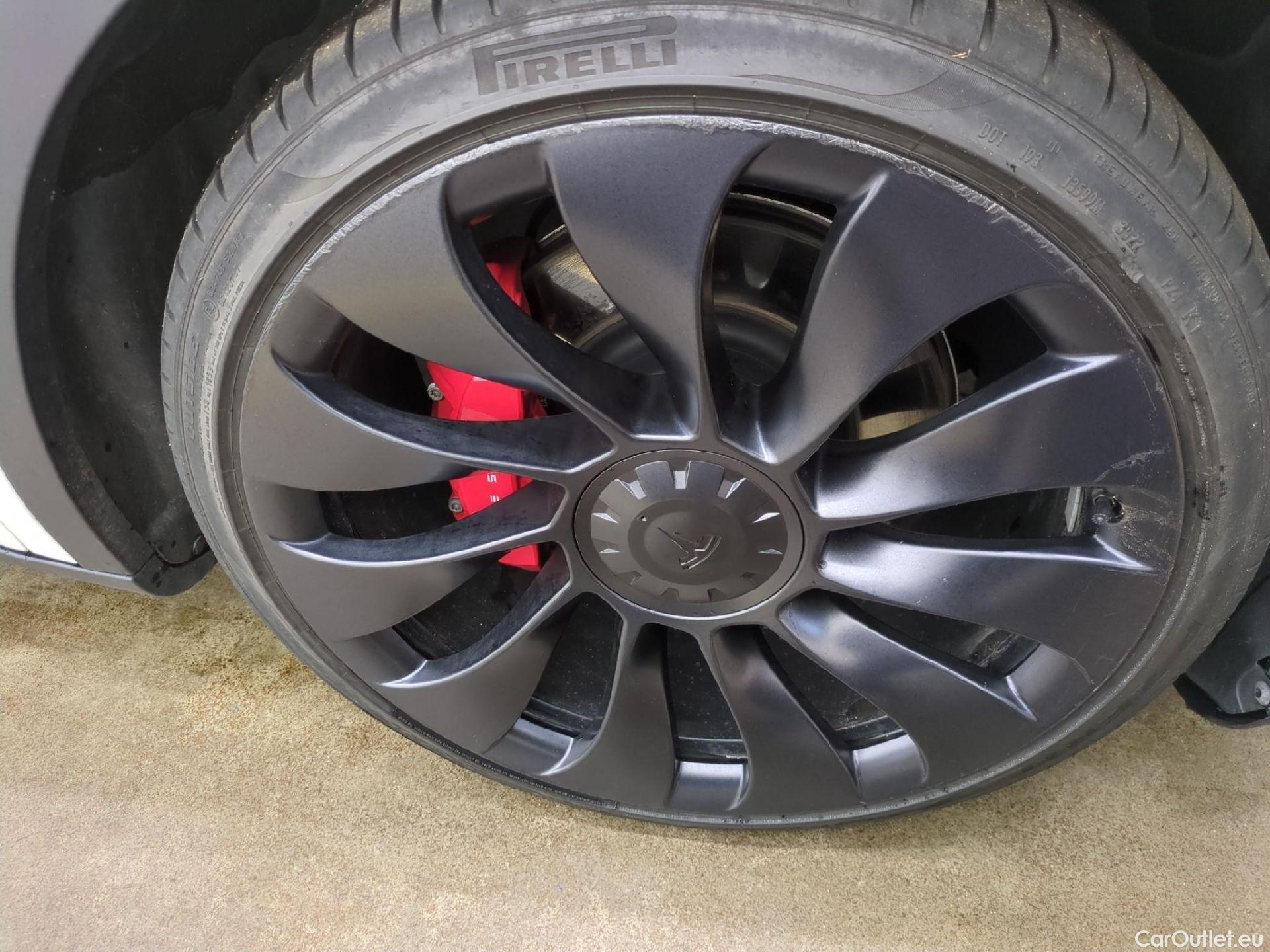  Tesla  Model Y TESLA  / 2020 / 5P / SUV Performance Dual Motor AWD #3