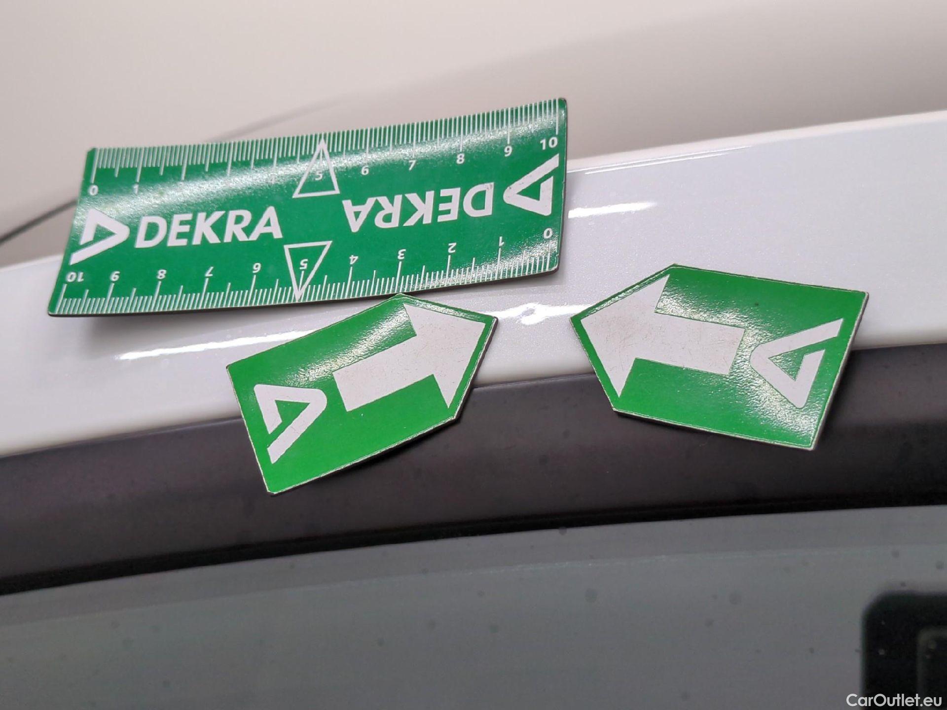  Tesla  Model Y TESLA  / 2020 / 5P / SUV Performance Dual Motor AWD #26