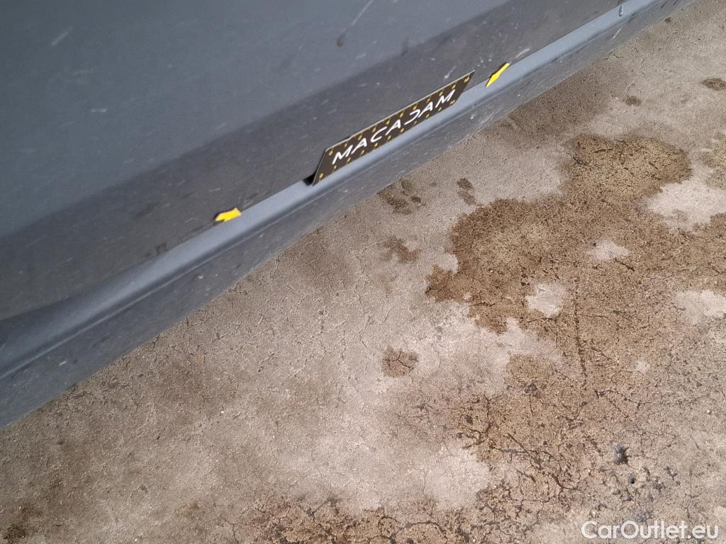  Volkswagen  Golf  VIII Berline Life 1st 2.0 TDI 115CV BVM6 E6d #2