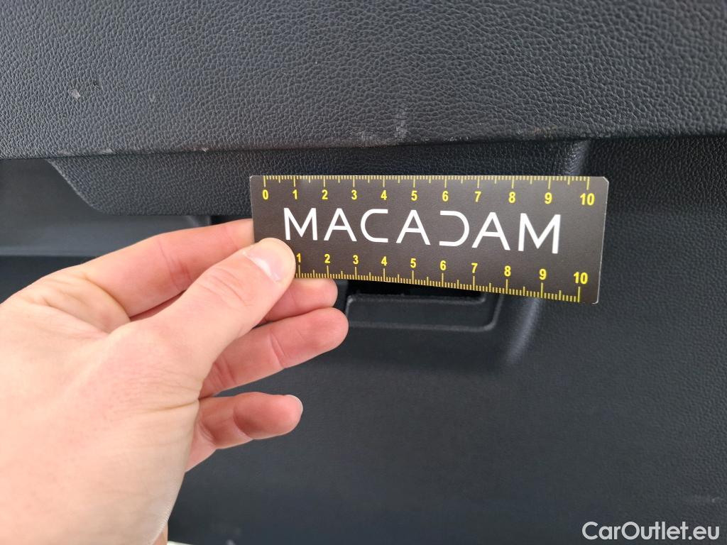  Volkswagen  Golf  VIII Berline Life 1st 2.0 TDI 115CV BVM6 E6d #14