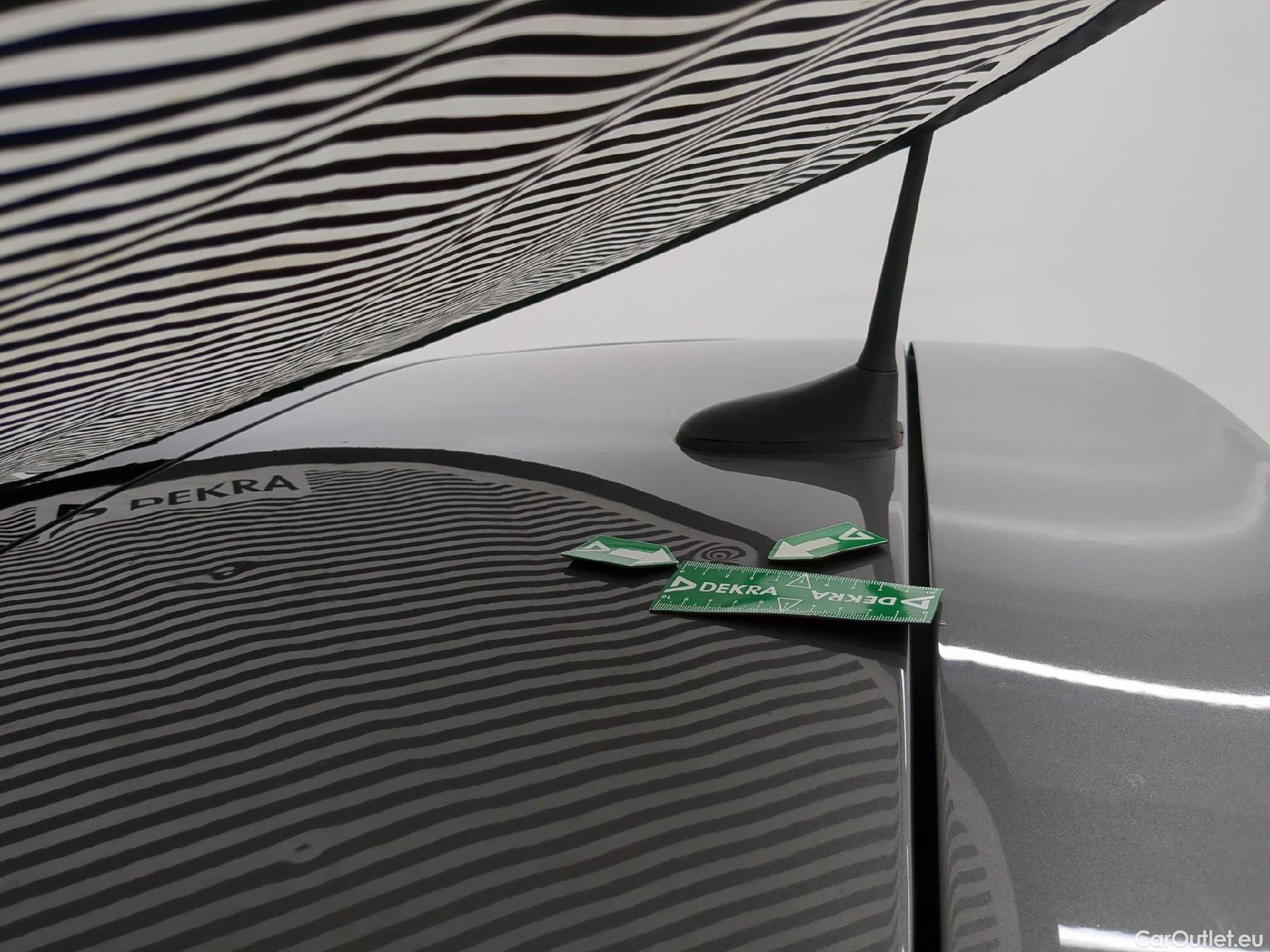  Fiat  500 FIAT  / 2015 / 3P / Berline Hybrid 1.0 BSG 70 ch Dolcevita #11