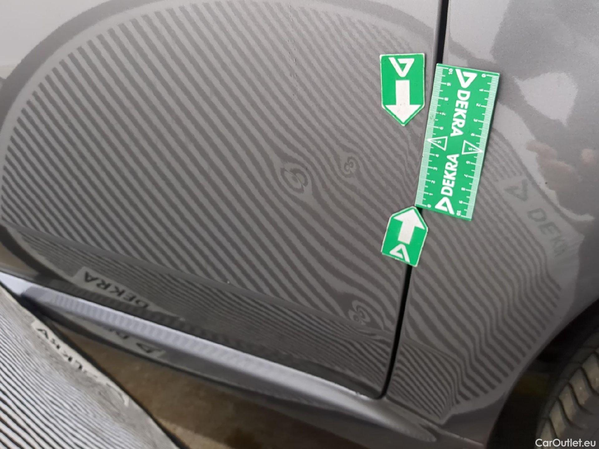  Fiat  500 FIAT  / 2015 / 3P / Berline Hybrid 1.0 BSG 70 ch Dolcevita #17