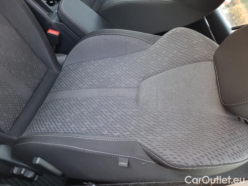  Skoda  Octavia  Combi (NX3)(2020) Oct.C.2.0TDI 110 4x4 Style AT #9