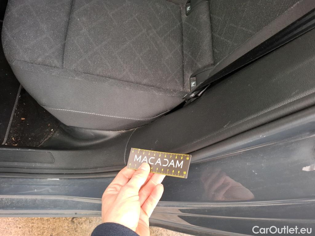  Volkswagen  Golf  VIII Berline Life 1st 2.0 TDI 115CV BVM6 E6d #25