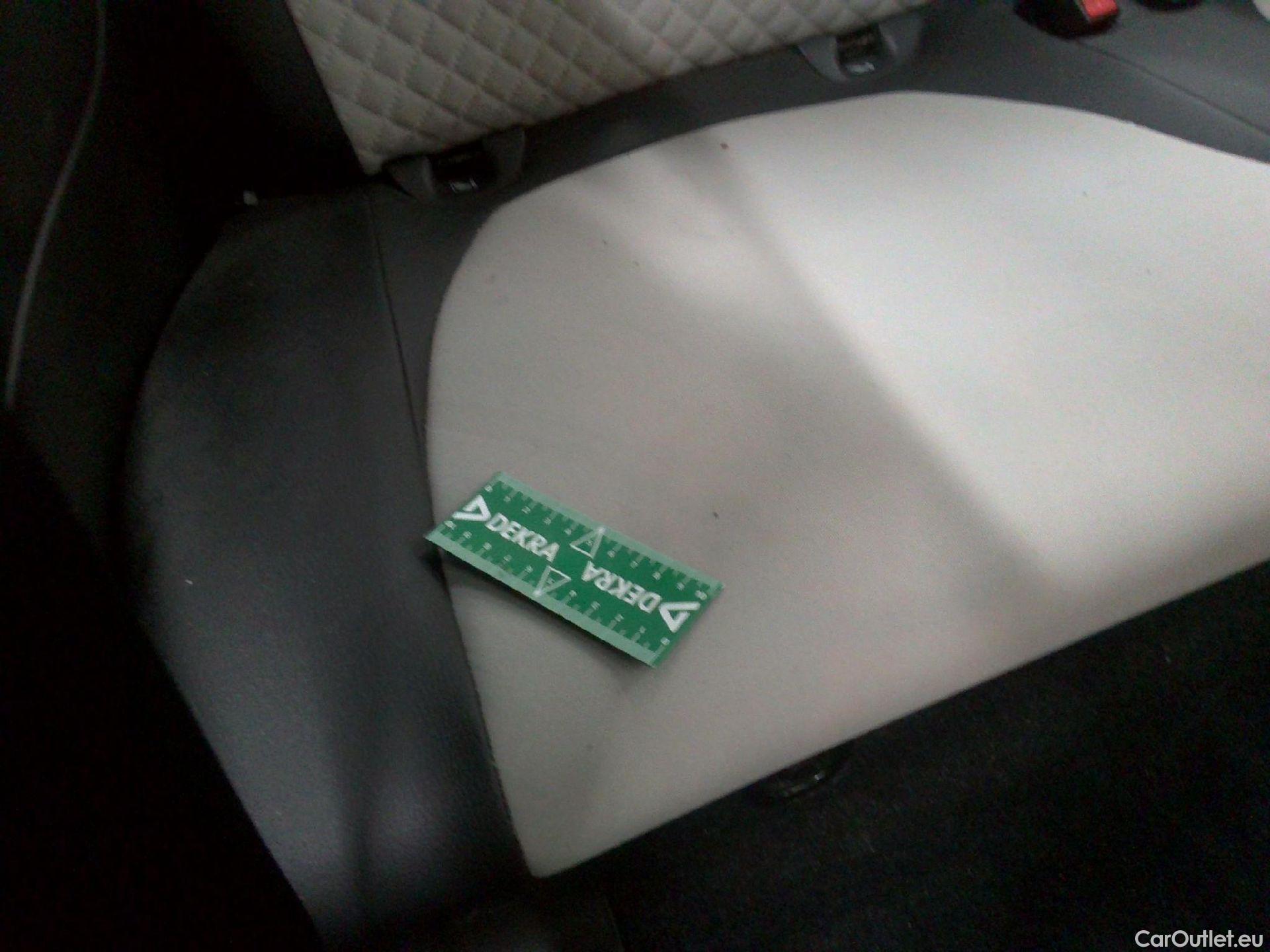  Fiat  500 FIAT  / 2015 / 3P / Berline Hybrid 1.0 BSG 70 ch Dolcevita #3