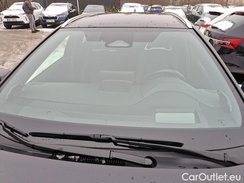  Toyota  Corolla  TouringSports (E21) (2019)  TS 2.0HEV Executive AT #1