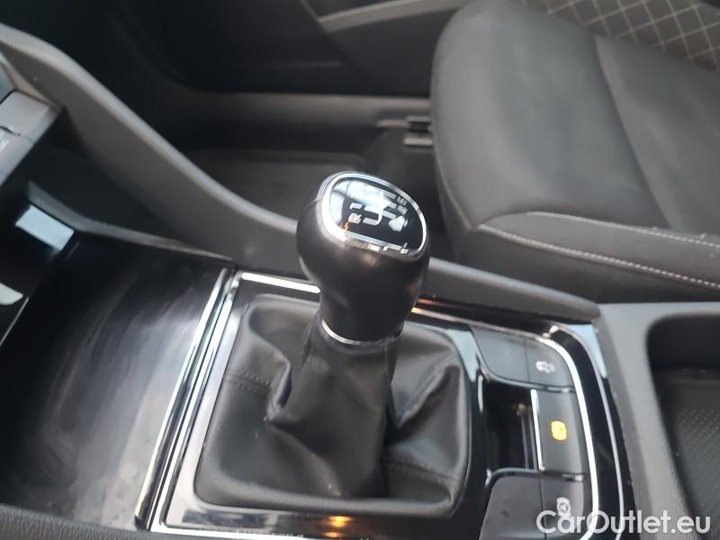  Skoda  Karoq  (NU)(2017->)  2.0TDI 85 Ambition #9