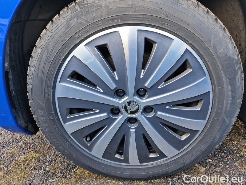  Skoda  Superb  (3V3)(2015) Supe.2.0TDI 147 Style Aut #3