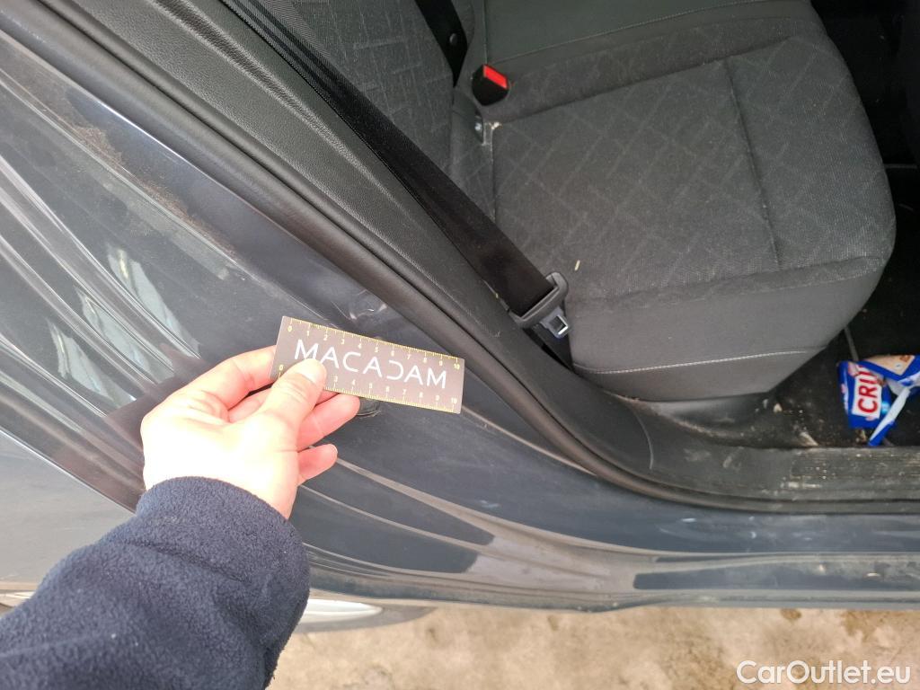  Volkswagen  Golf  VIII Berline Life 1st 2.0 TDI 115CV BVM6 E6d #28