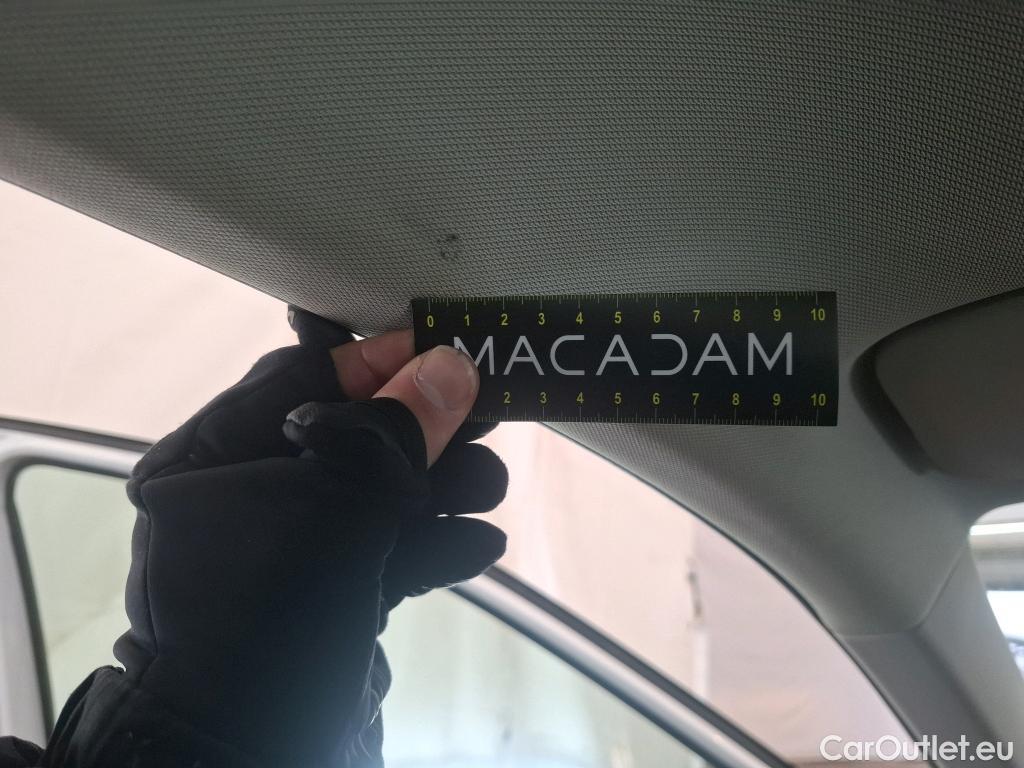  Volkswagen  Polo VOLKSWAGEN  / 2017 / 5P / Berline 1.0 TSI 95 DSG7 Lounge Business #7