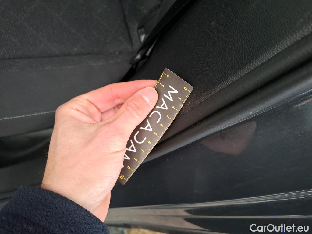  Volkswagen  Golf  VIII Berline Life 1st 2.0 TDI 115CV BVM6 E6d #27