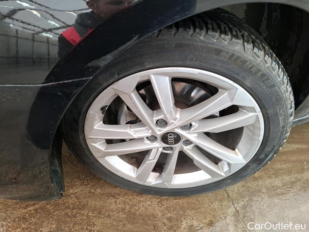  Audi  A3 AUDI  Berline / 2020 / 4P / Berline 30 TFSI MHEV S Tronic 110 Business Line #3