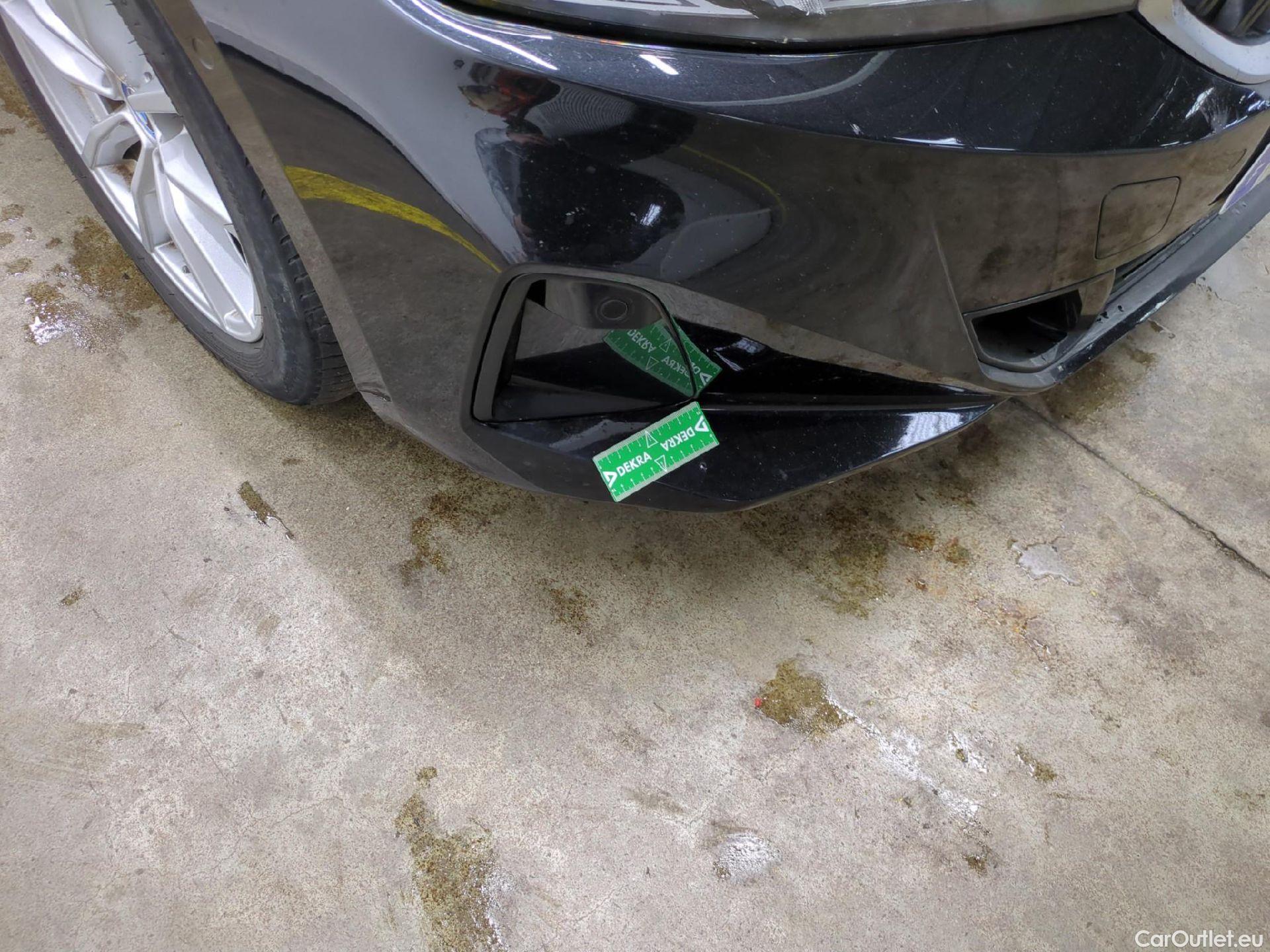  Bmw  Serie 3 BMW Série 3 Touring / 2022 / 5P / Break 320e 204ch Business Design BVA8 Hybride #11