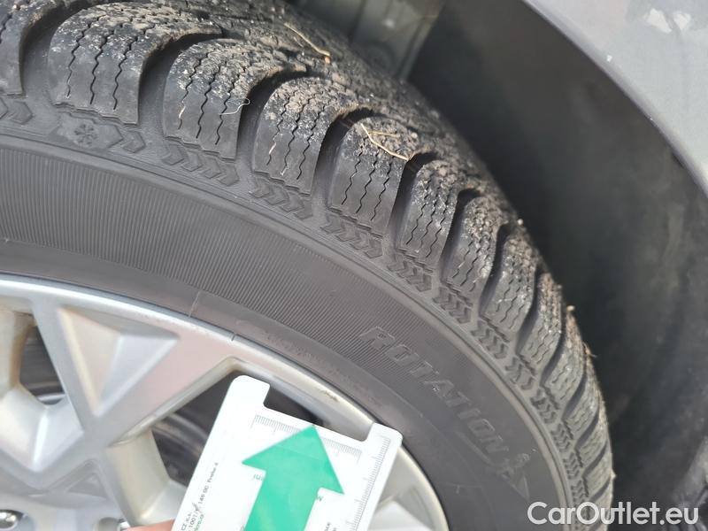  KIA  Cee'd Ceed Sportswagon (2018->) Ceed SW 1.5 T-GDI 118 Fresh #31