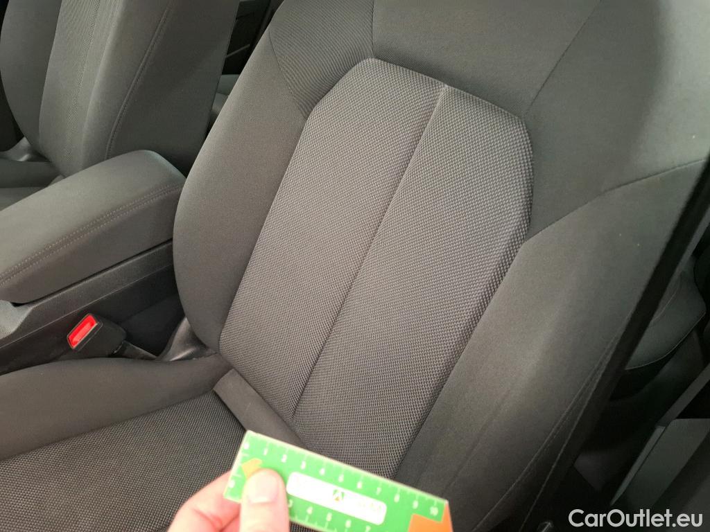  Audi  A3 AUDI  Berline / 2020 / 4P / Berline 30 TFSI MHEV S Tronic 110 Business Line #41