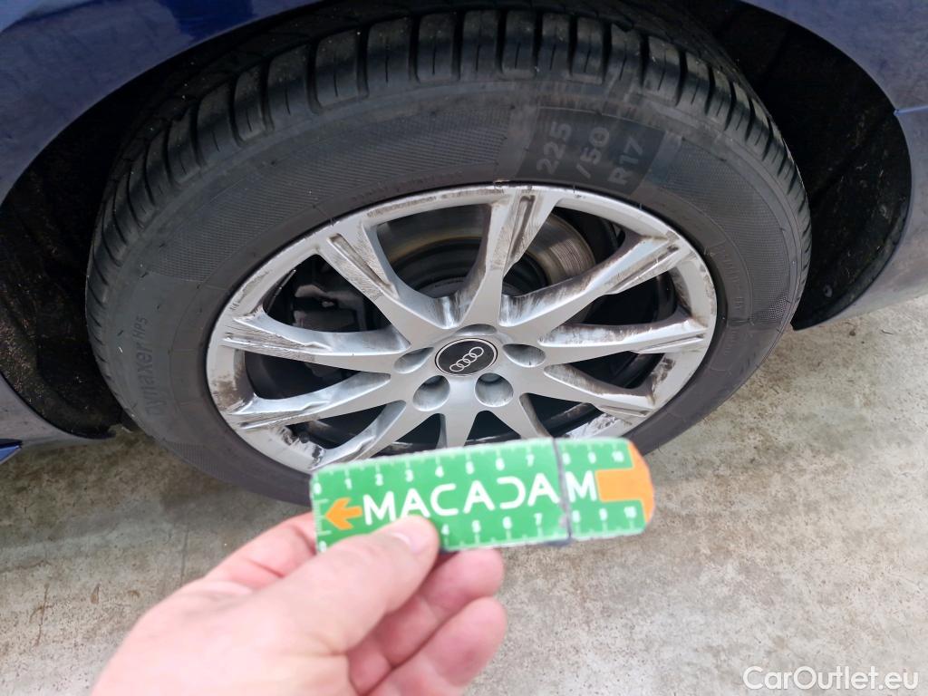  Audi  A4 AUDI  / 2019 / 4P / Berline 35 TFSI 150 S tronic Business Line #11