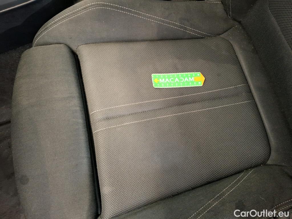  Bmw  Serie 1 Série 1 Berline 116d Sport 1.5 115CV BVA8 E6 #48