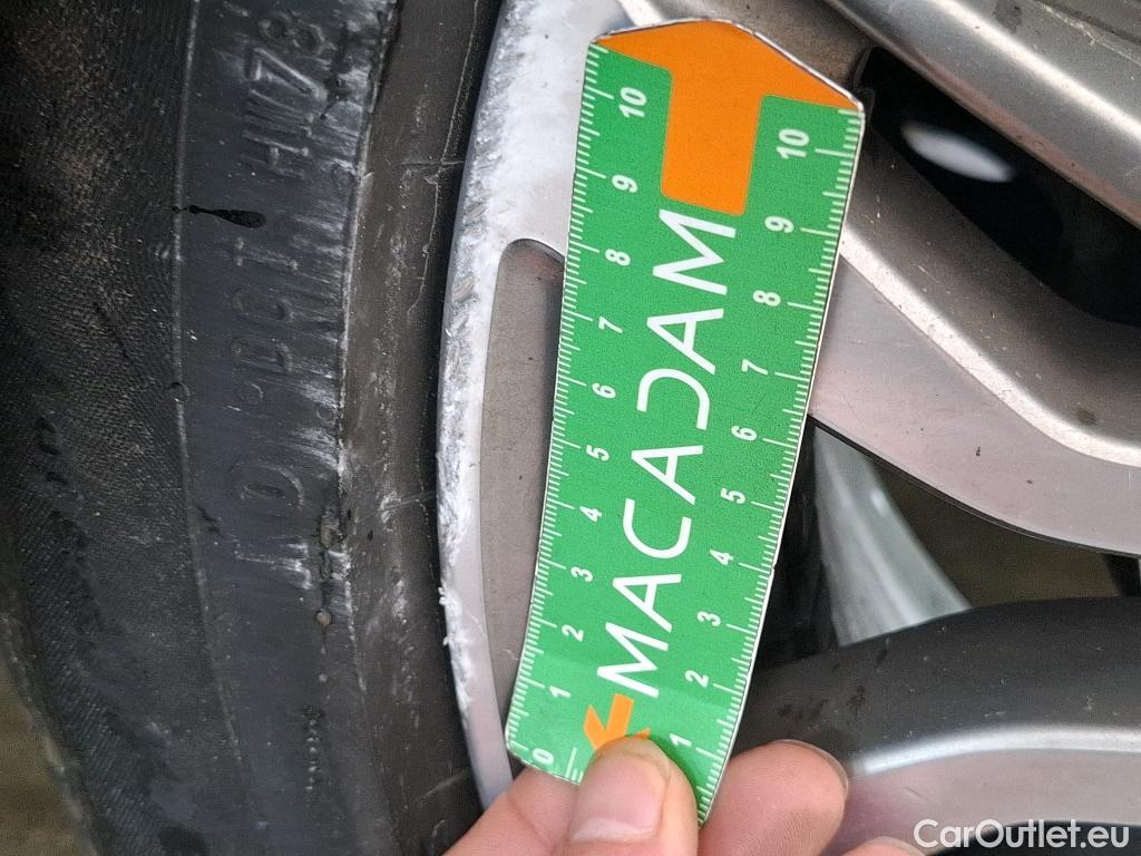  Bmw  X1 BMW  / 2019 / 5P / SUV sDrive18d Business Design BVA8 #12